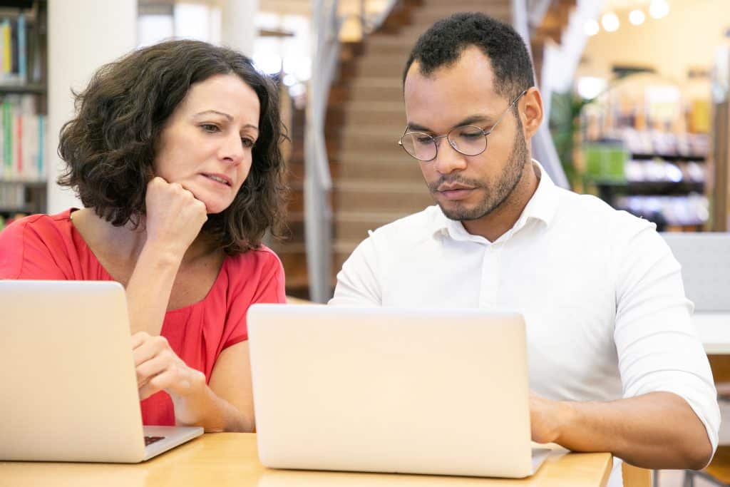 Comparing Online vs. In-Person Degree Programs: 2026 U.S. Analysis